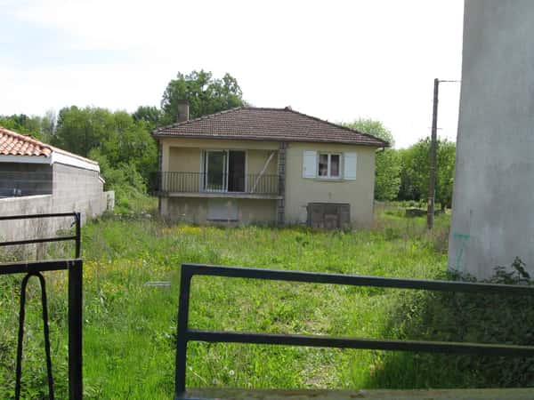 Maison à Courpiere (63), Courpiere à Courpiere — photo 1