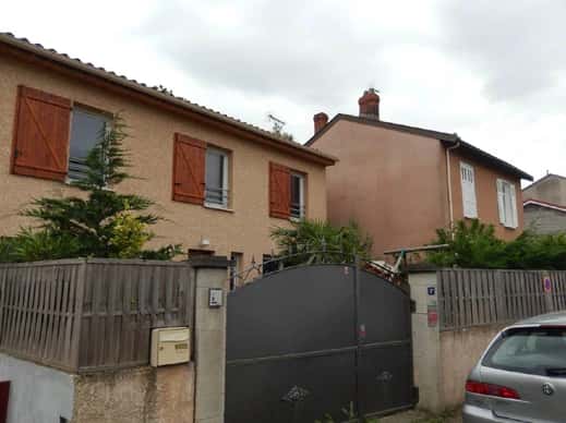Maison à Grigny (69), Grigny à Grigny — photo 1