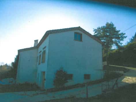 Maison à Loire-sur-Rhone (69), Loire-sur-Rhone à Loire-sur-Rhone — photo 1