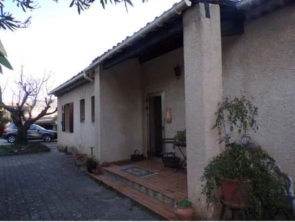 Maison à Manosque (04), Manosque à Manosque — photo 1