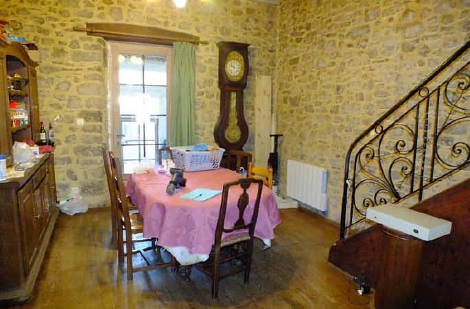 Maison à Meyrueis (48), Meyrueis à Meyrueis — photo 1