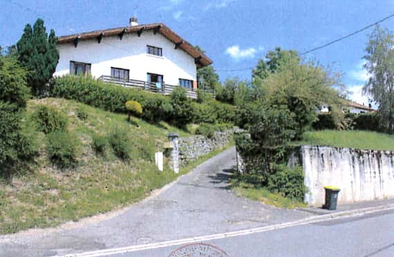 Maison à la-Monnerie-le-Montel (63) à la-Monnerie-le-Montel
