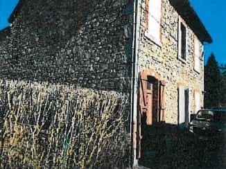Maison à Thiers (63), Thiers à Thiers — photo 1