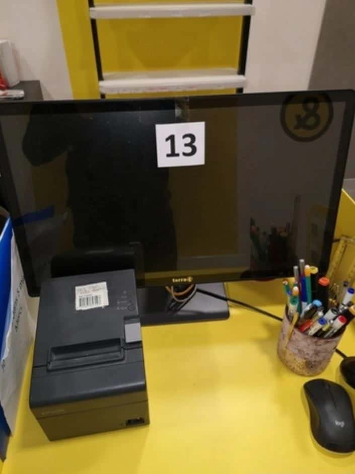 Matériel informatique et mobilier