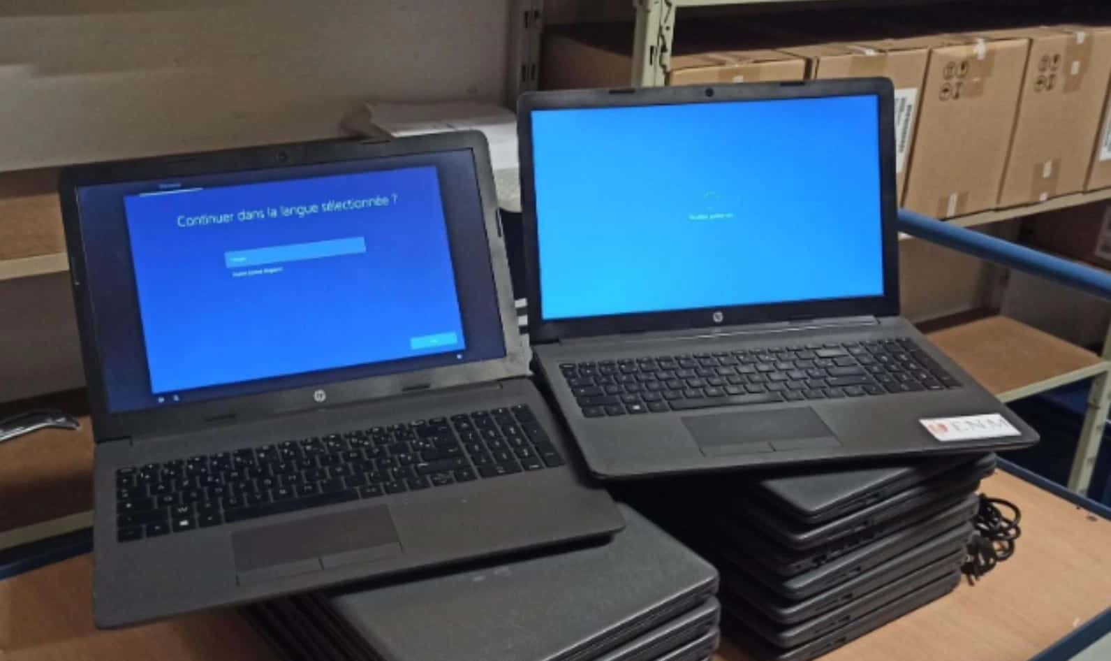 15 ordinateurs portables HP 2020 sous Windows 10 — photo 1