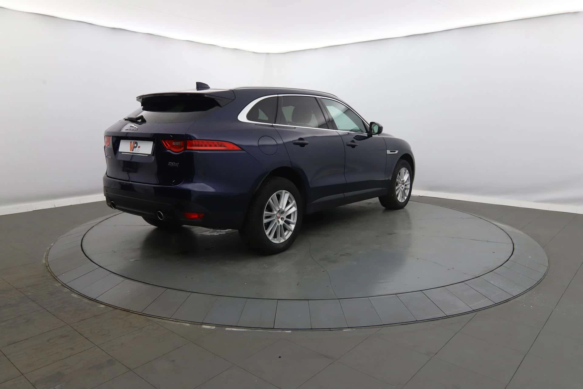 F-Pace V6 3.0 D - 300 ch AWD BVA8, JAGUAR · 2016 · 72 241 km · Diesel à Valenton — photo 1