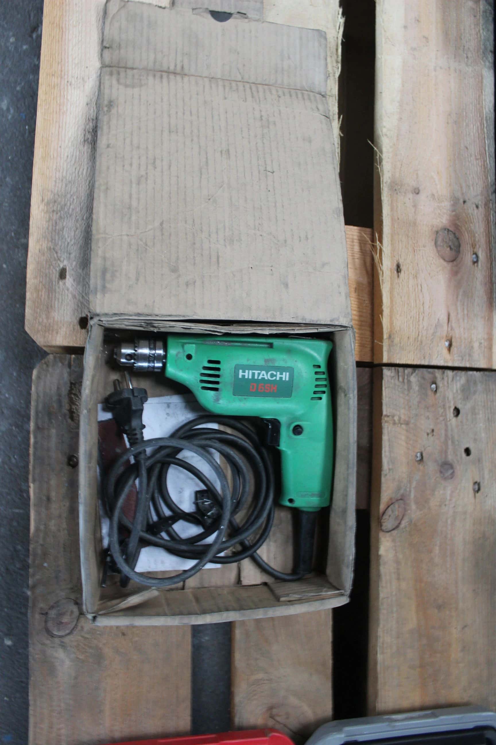 1 perceuse filaire HITACHI D65H…