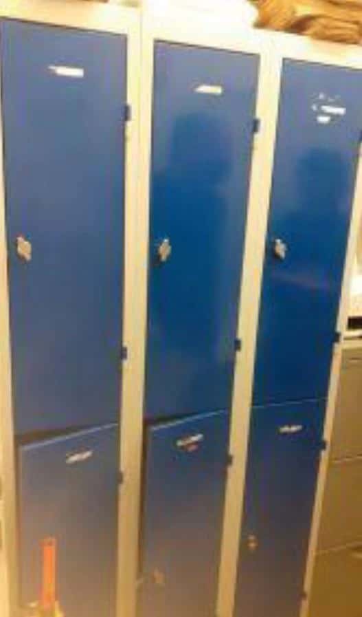 Petit lot de mobilier de bureau