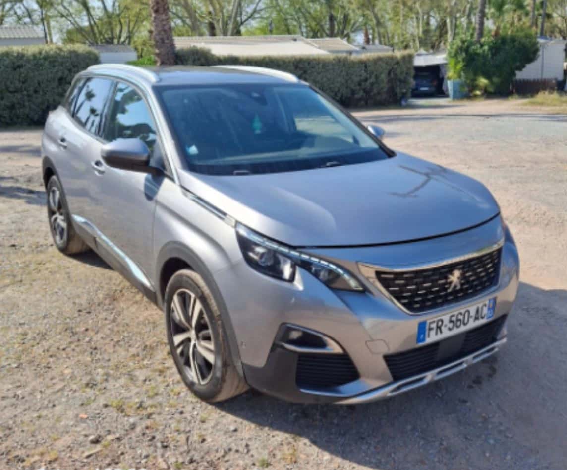 Peugeot 3008, anée 2020, avec 57101 km au compteur, PEUGEOT · 2020 · 57 101 km · Diesel à Fréjus — photo 1