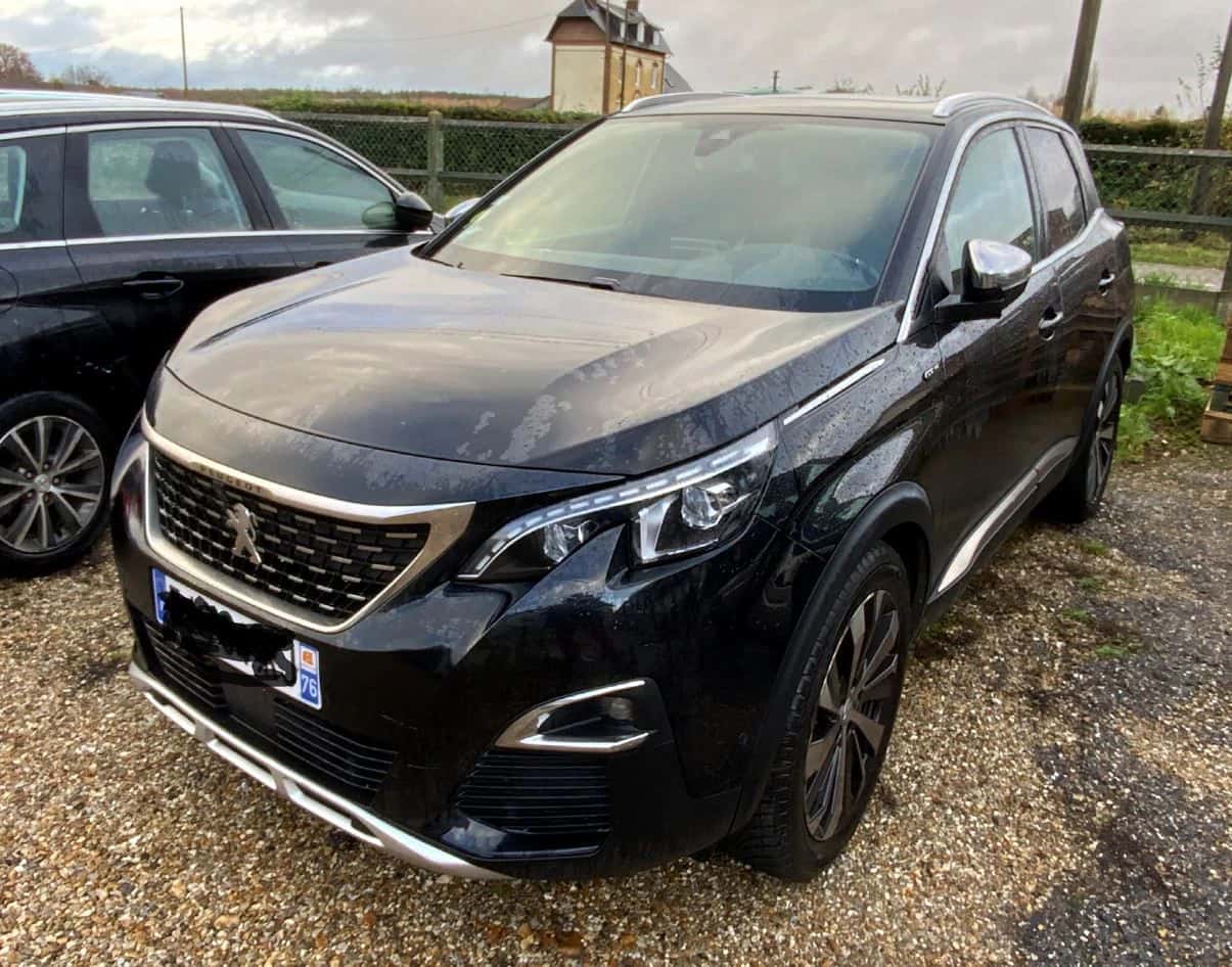 Peugeot 3008 année 2017, ayant 242567 km au compteur
