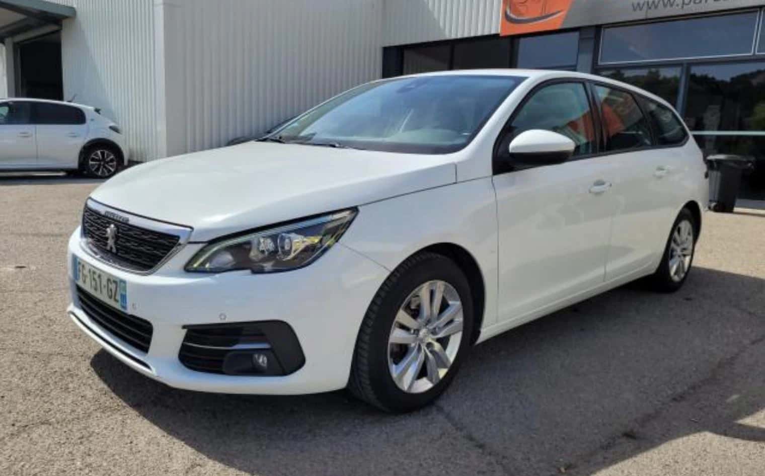 Peugeot 308, année 2019, ayant 189257 km au compteur, Peugeot · 2019 · 189257 km · Diesel à Aubagne — photo 1