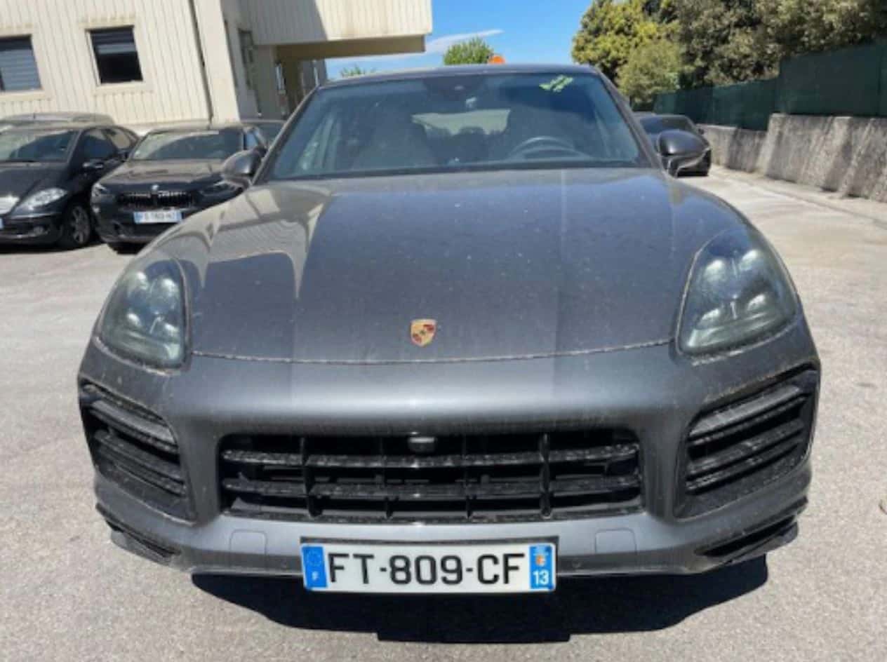 Porsche Cayenne, année 2020, ayant 40000 km au compteur