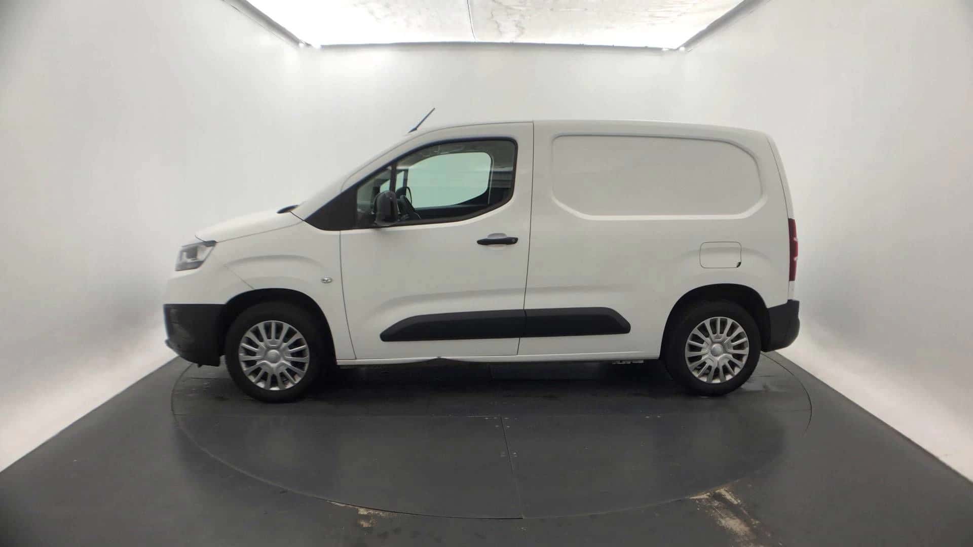 PROACE CITY MEDIUM 1.5L 100 D-4D BVM5, TOYOTA · 2022 · 95 877 km · Diesel à Miramas — photo 1