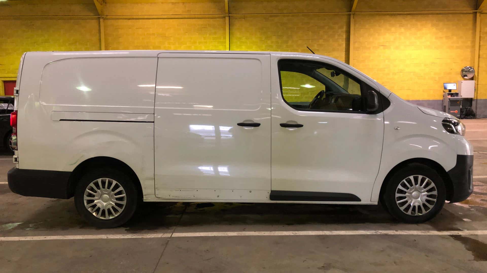 PROACE LONG 2.0L 140 D-4D BVM6, TOYOTA · 2022 · 94 796 km · Diesel à Vertou — photo 1