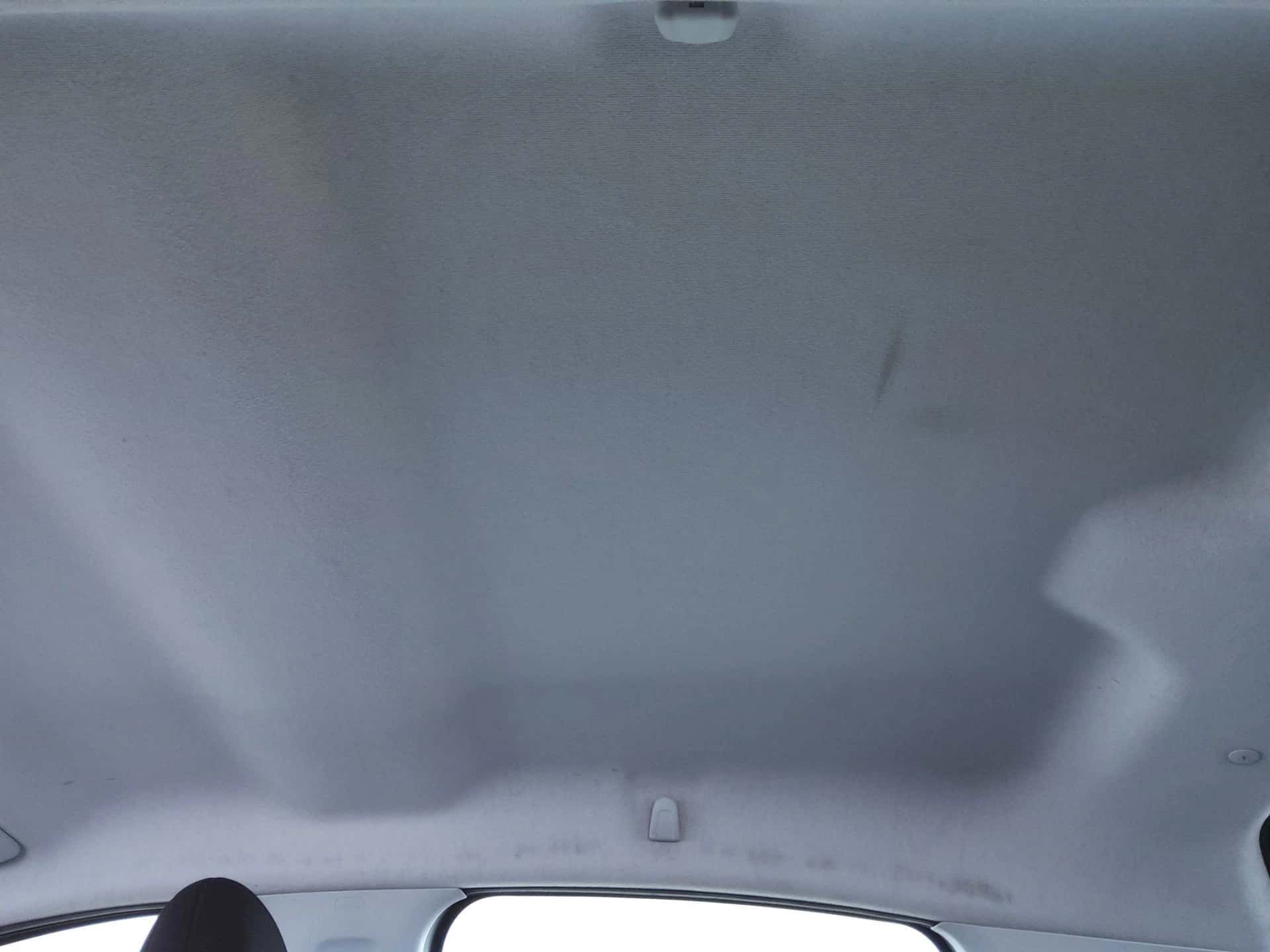 208 1.2 PureTech 82ch BVM5 Allure, PEUGEOT · 2017 · 149860 km · Essence à Bassens — photo 1