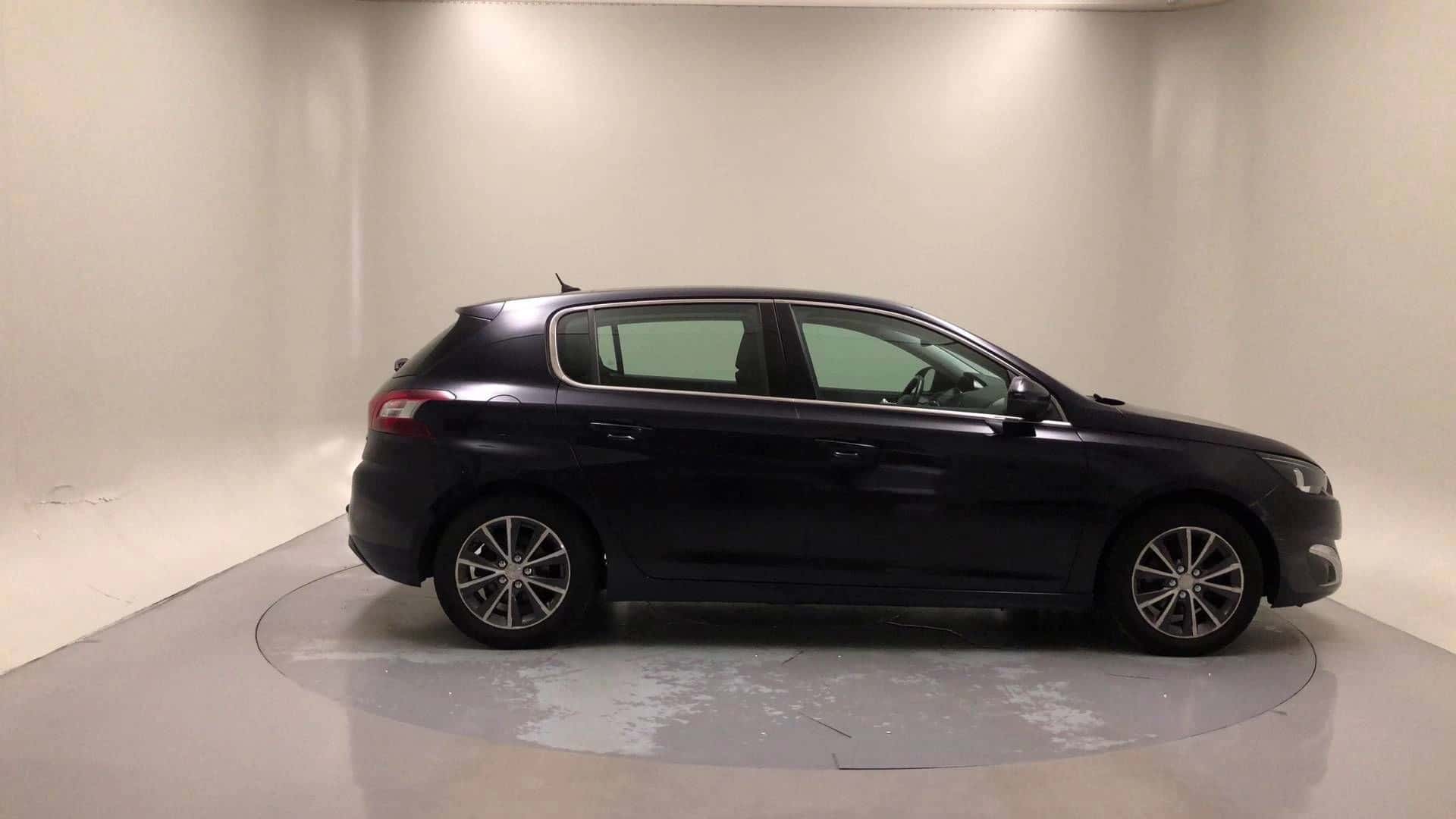 308 1.2 PureTech 130ch S&S EAT6, PEUGEOT · 2016 · 110 734 km · Essence à Wavrin — photo 1