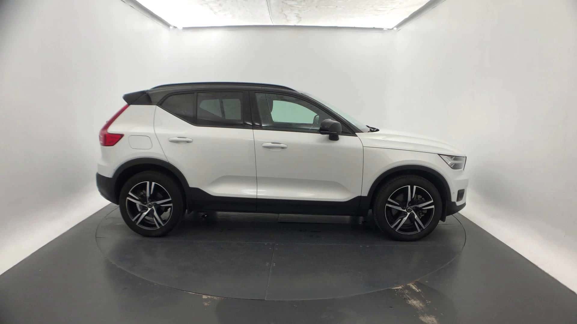 XC40 T5 Recharge 180+82 ch DCT7, VOLVO · 2021 · 54 160 km · Hybride à Miramas — photo 1