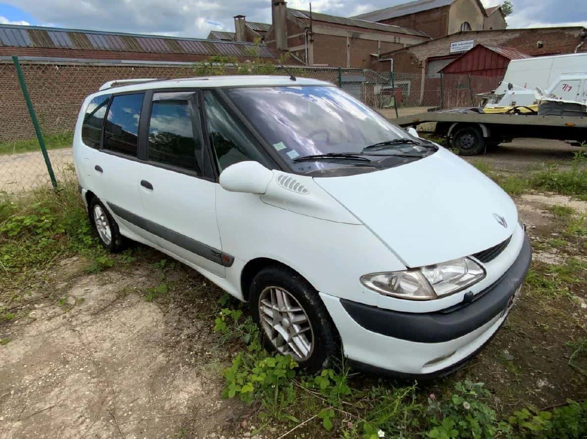 RENAULT ESPACE, année 2002, 7 CV, GO, Renault · 2002 à Rouen — photo 1