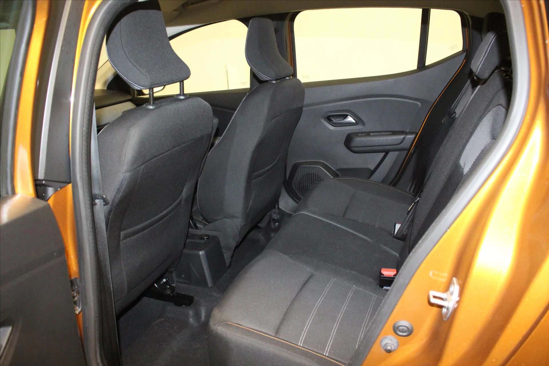 Sandero ECO-G 100 Stepway Confort, DACIA · 2021 · 43921 km · Hybride à Caudan — photo 1