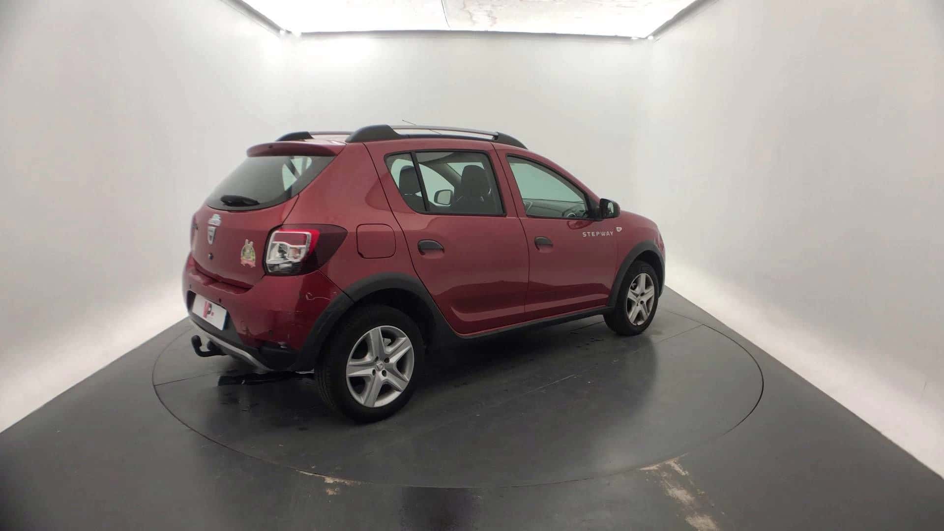 Sandero TCe 90 E6, DACIA · 2016 · 187 711 km · Essence à Miramas — photo 1