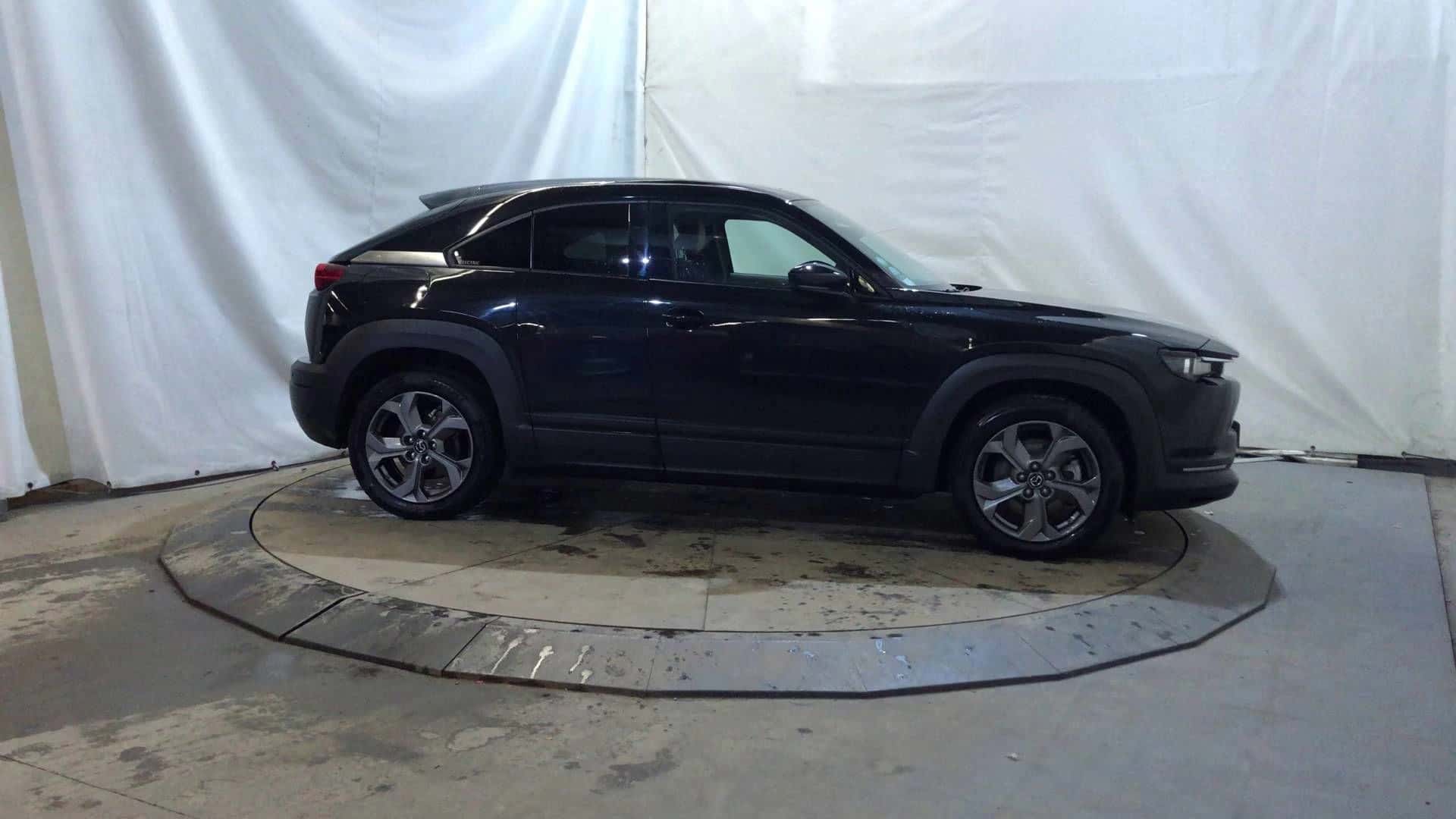 MX-30 e-Skyactiv 145 ch, MAZDA · 2021 · 94 394 km · Electrique à Anceaumeville — photo 1