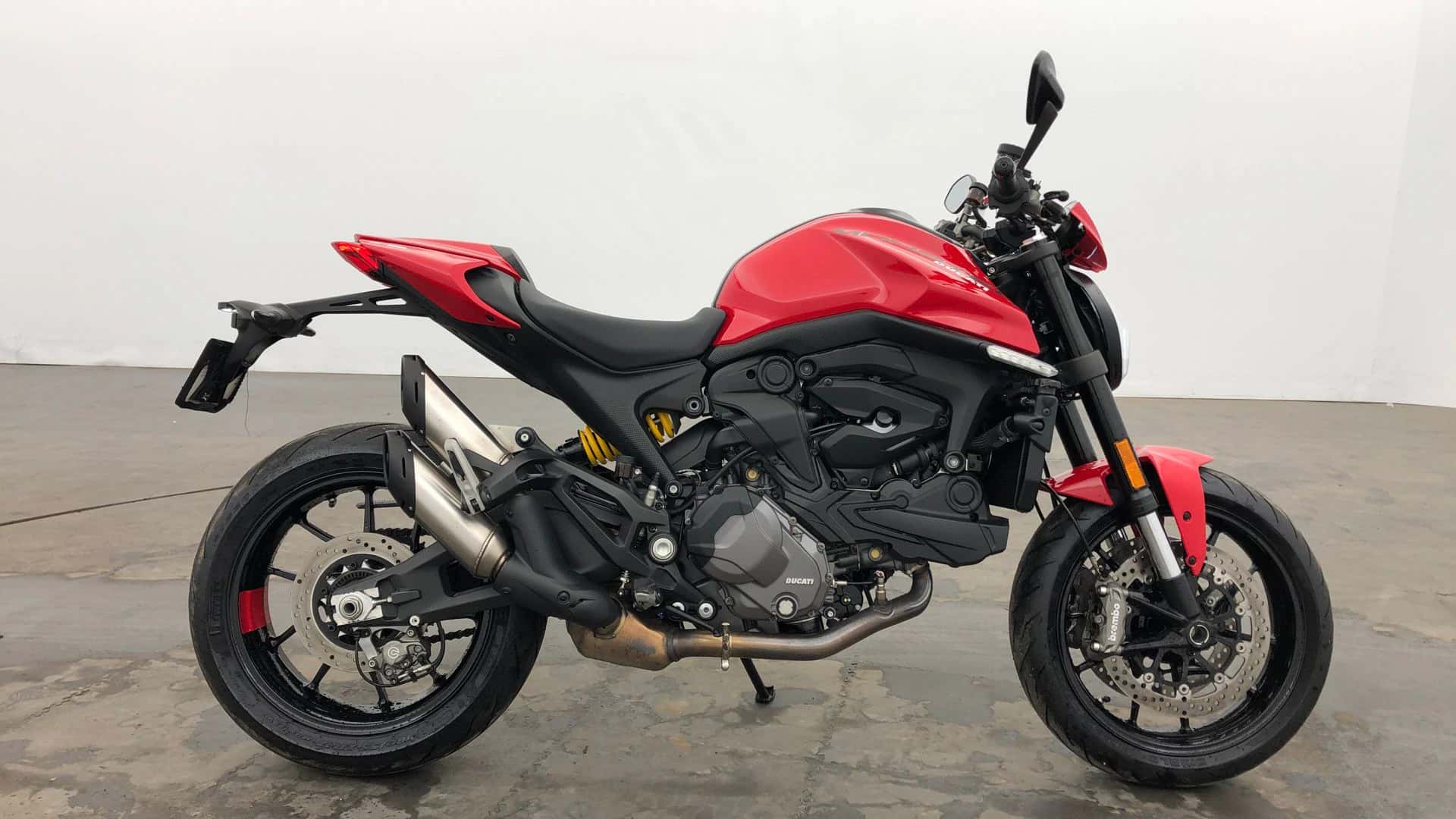 937, DUCATI · 2023 · 3 496 km · Essence à Vertou — photo 1