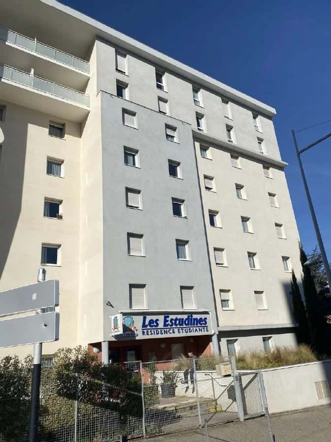 Un studio à Clermont-Ferrand, Clermont-Ferrand à Clermont-Ferrand — photo 1