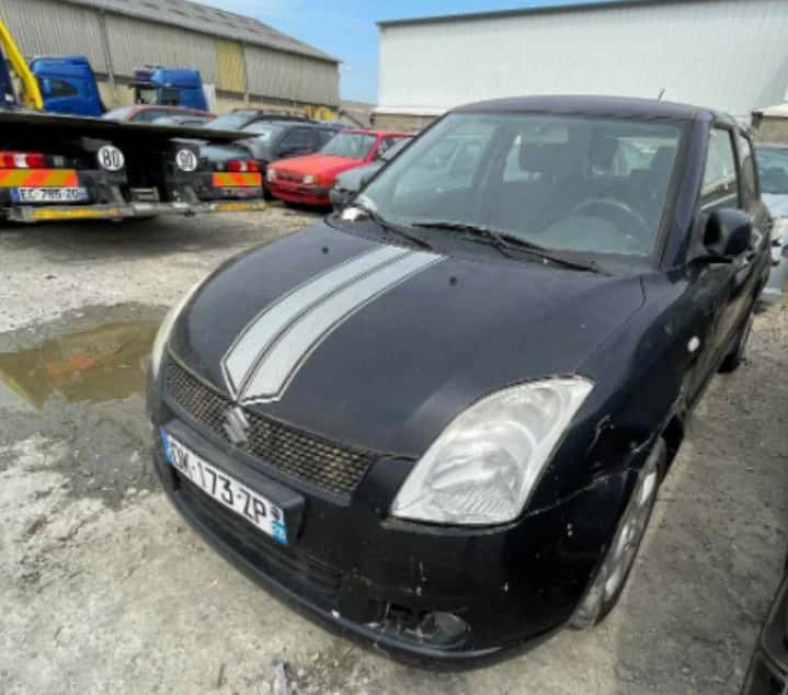 SUZUKI Swift III 1.3i 4wd 93, Essence, Suzuki · 2007 — photo 1