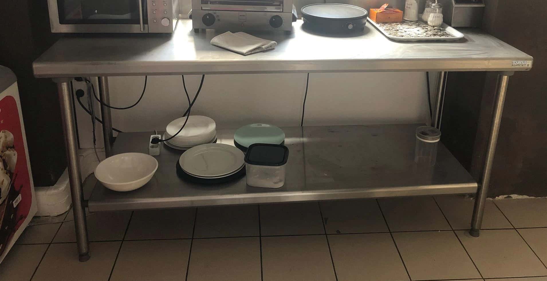 1 table de travail alu 2 mètres TOURNUS