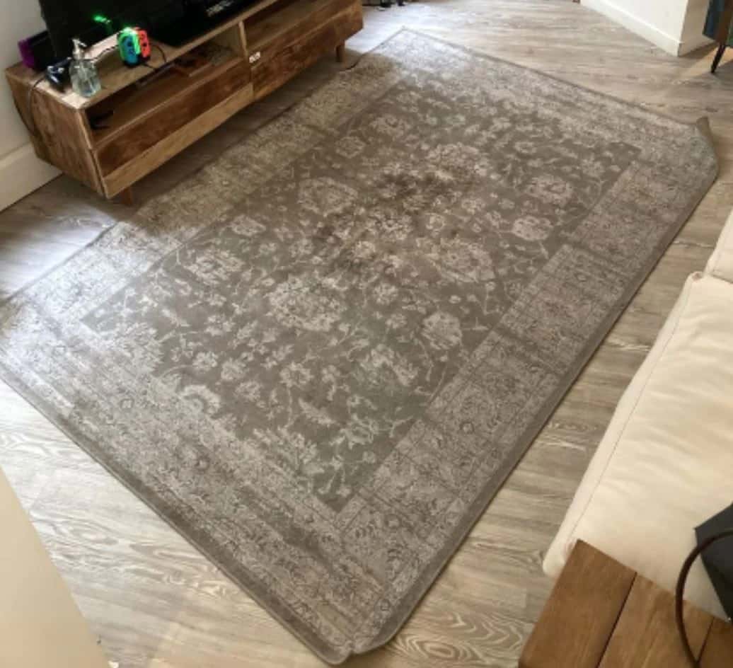 Tapis rectangulaire de 225 x 155 cm