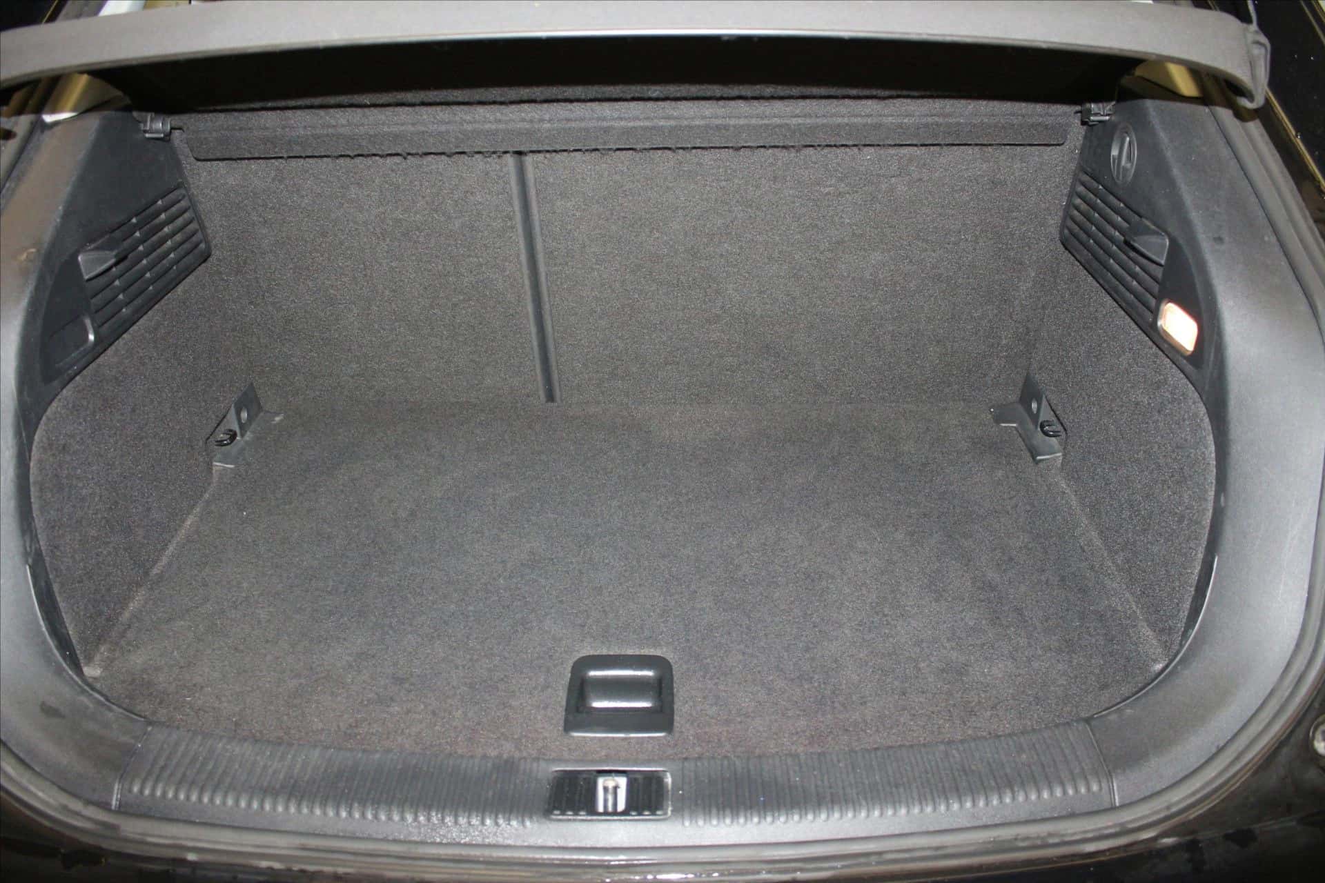 A1 1.6 TDI 105, AUDI · 2011 · 149 947 km · Diesel à Caudan — photo 1