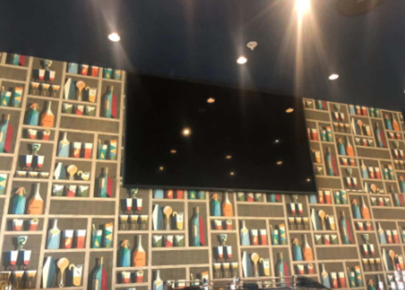 1 téléviseur PHILIPS