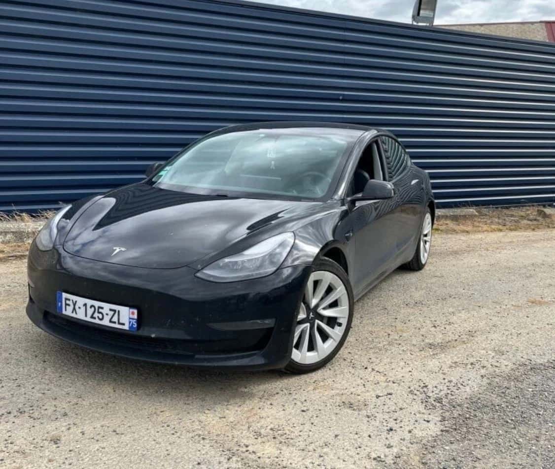 Tesla Model 3 année 2021, avec 128435 km au compteur