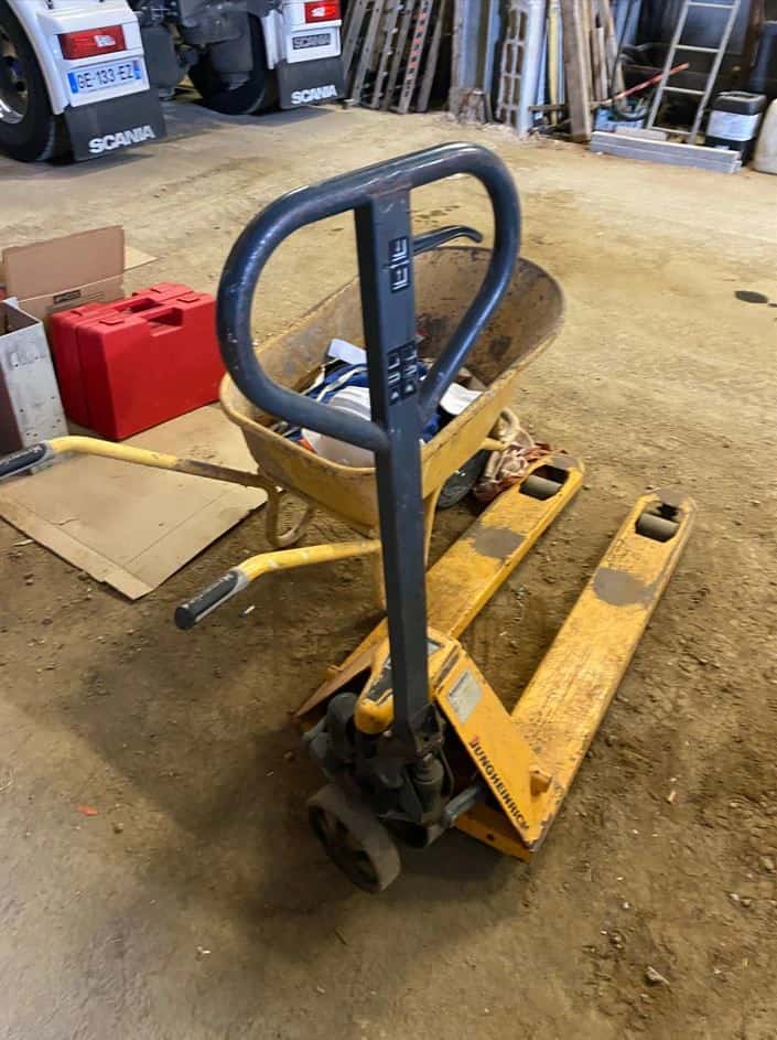 Tire palette