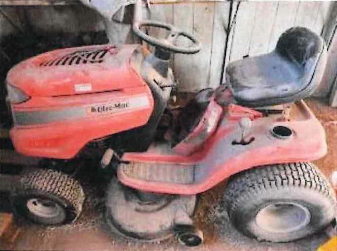 Tondeuse auto portée de marque OLEO MAC