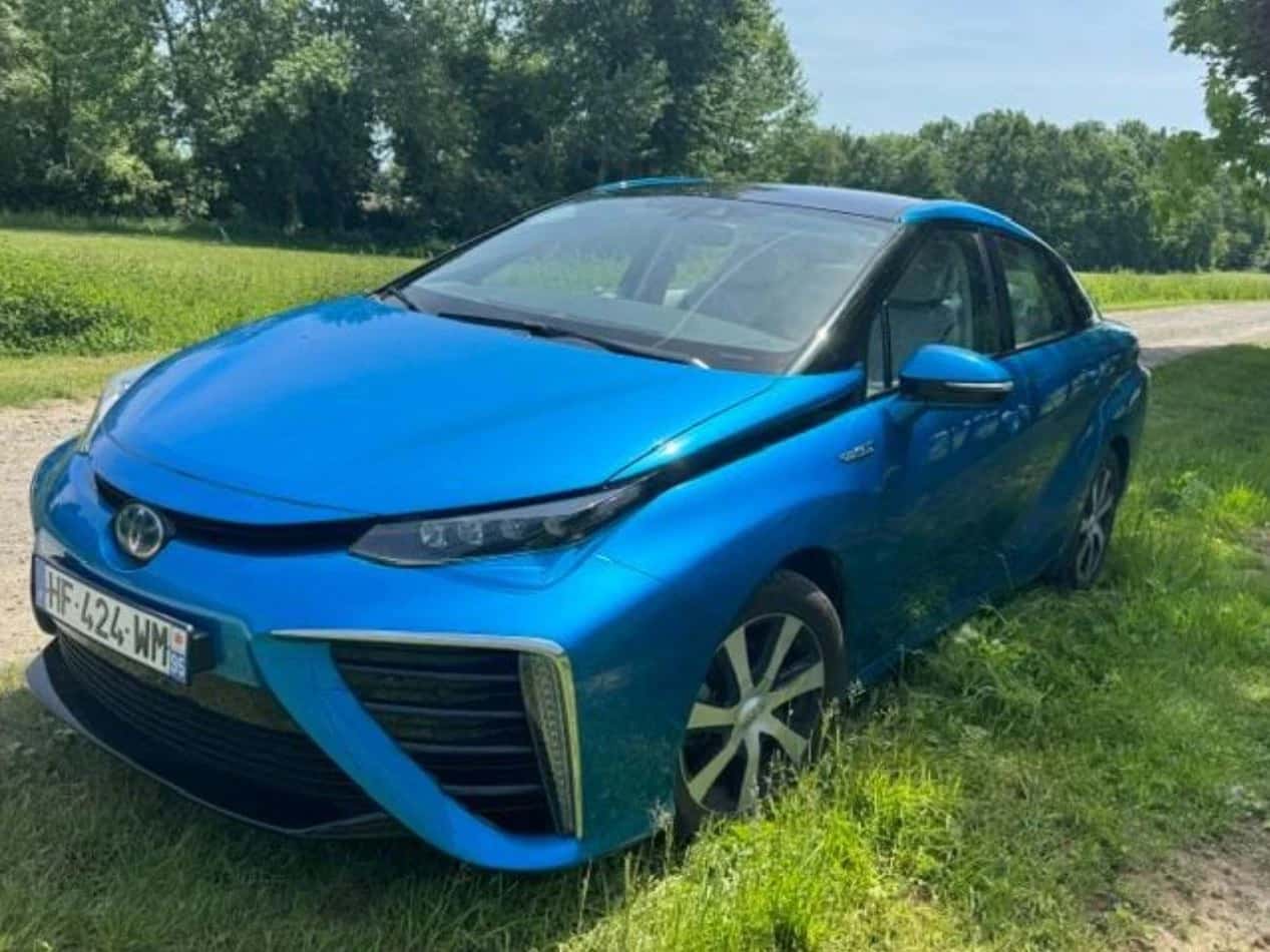 Toyota Mirai année 2022, avec 1494 km au compteur