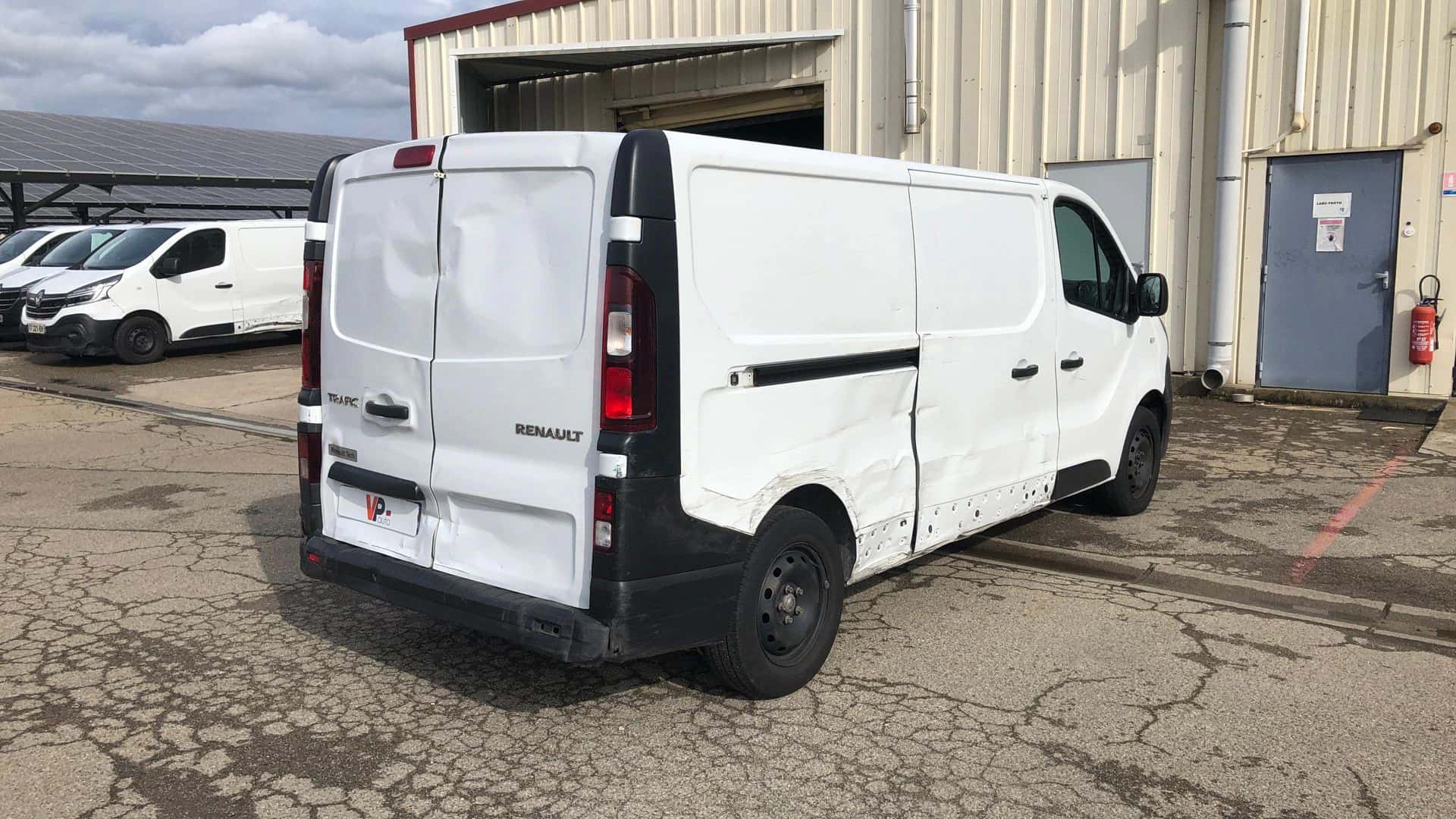 TRAFIC FGN L2H1 1300 KG DCI 120, RENAULT · 2020 · 143 378 km · Diesel à Miramas — photo 1
