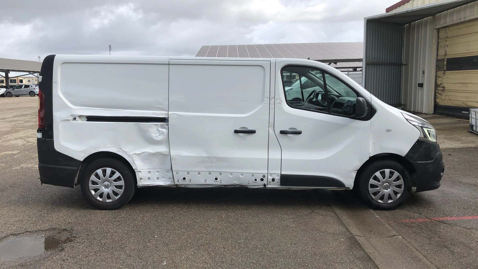 TRAFIC FGN L2H1 1300 KG DCI 120, RENAULT · 2020 · 81 459 km · Diesel à Miramas — photo 1