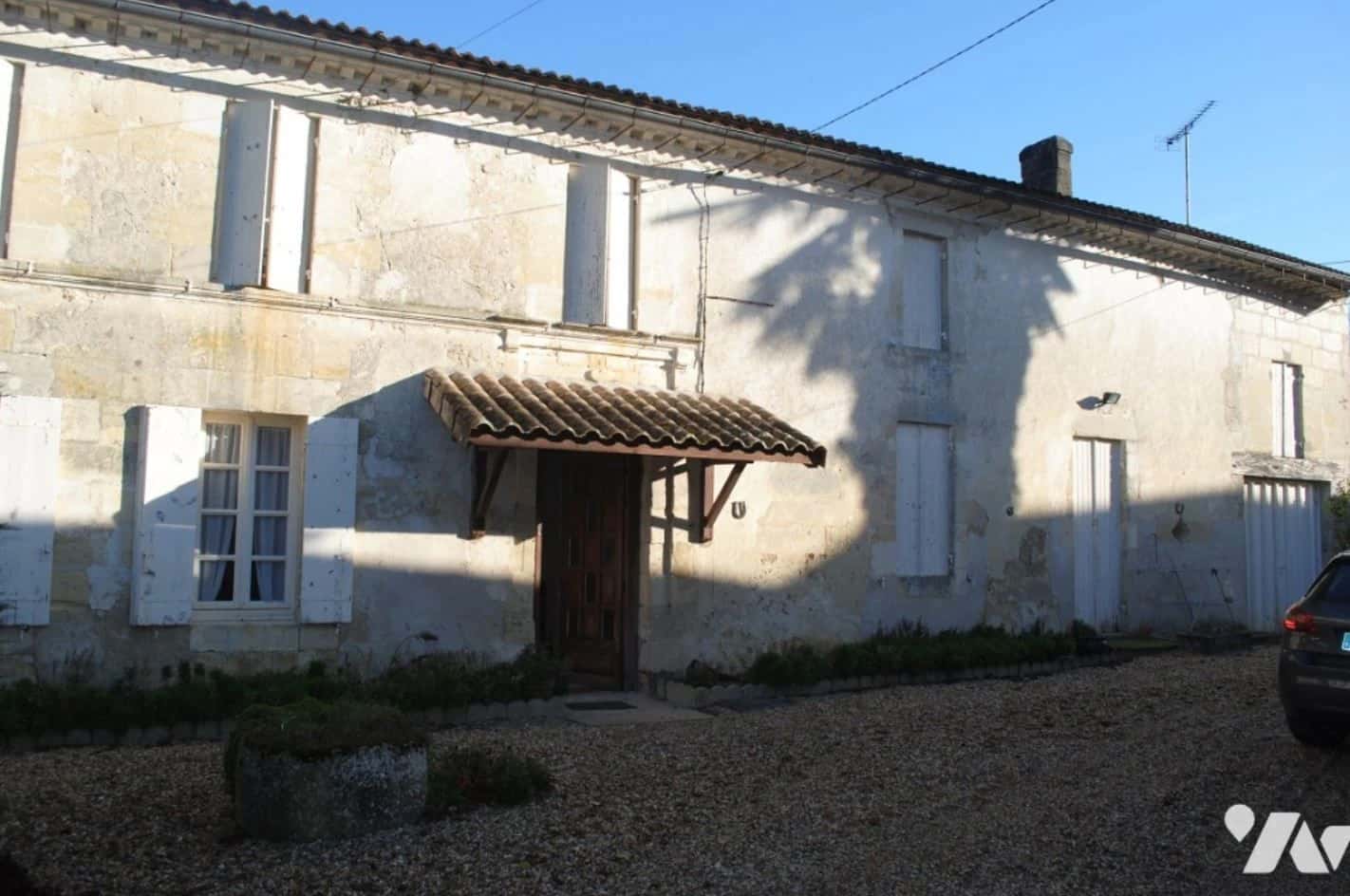 Une maison T4 de 130 m² avec parking à Puisseguin, Puisseguin · 130.00 m² · 4 pièces à Puisseguin — photo 1