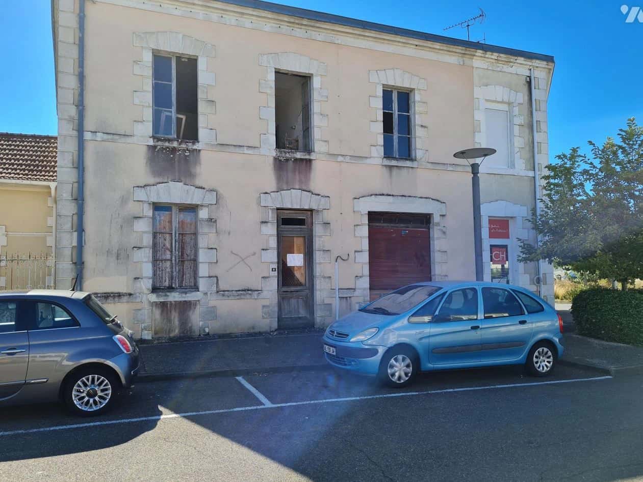 Une maison d'habitation T6 de 164 m² à Labouheyre à Labouheyre