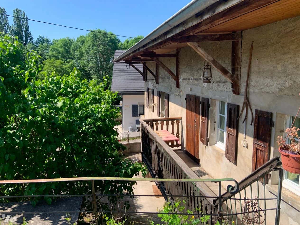Une maison T4 de 180 m² à Sallenôves
