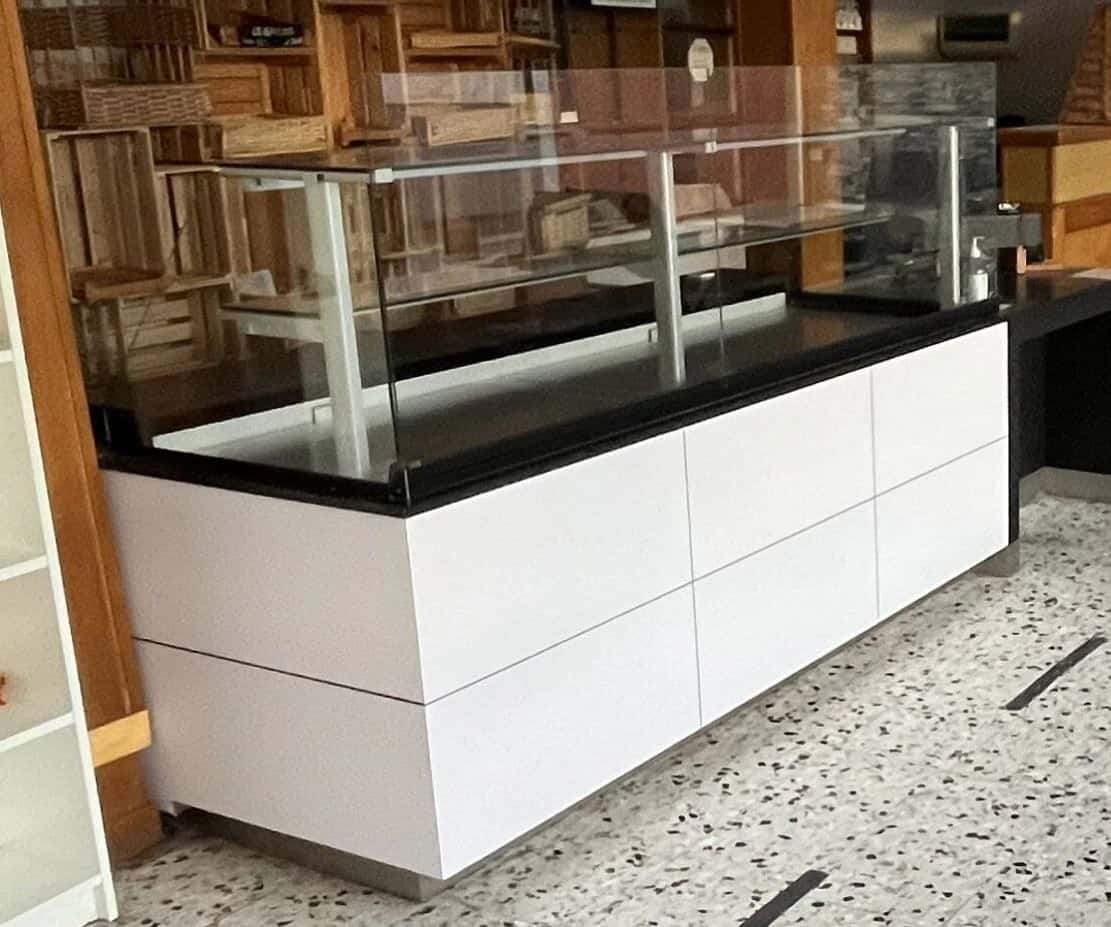 vitrine réfrigérée de marque Tecfrigo