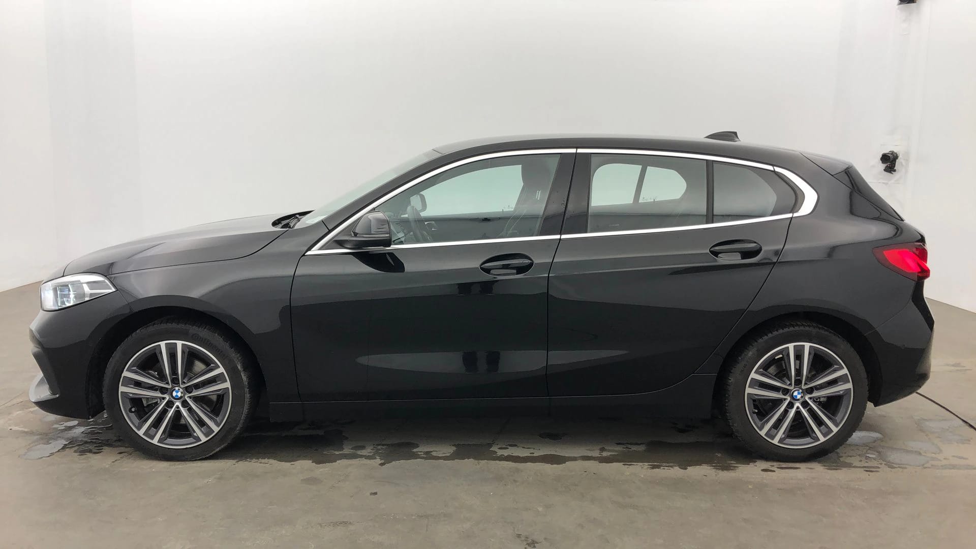 118d 150 ch BVA8, BMW · 2022 · 129 990 km · Diesel à Vertou — photo 1