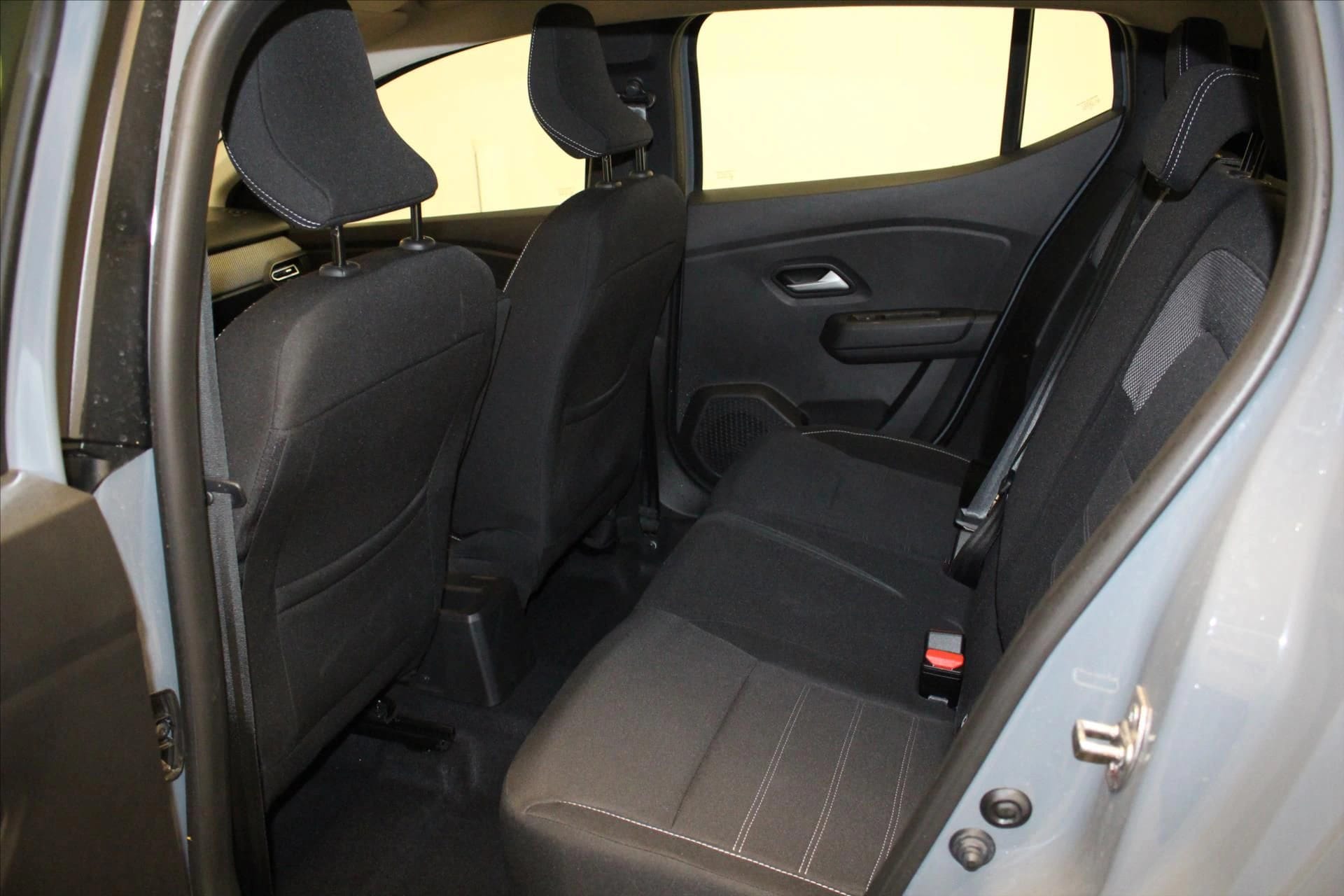 DACIA · 2023 · 9205 km · Essence à Caudan — photo 1