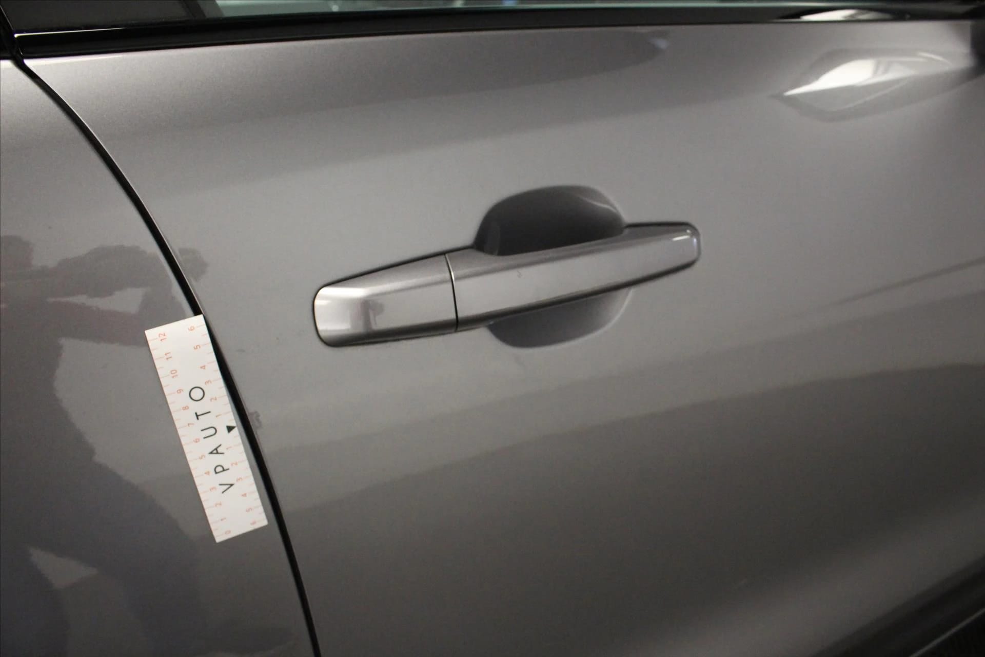 F-Pace 2.0 D - 180 ch AWD BVA8 R-Sport, JAGUAR · 2020 · 26280 km · Essence à Caudan — photo 1