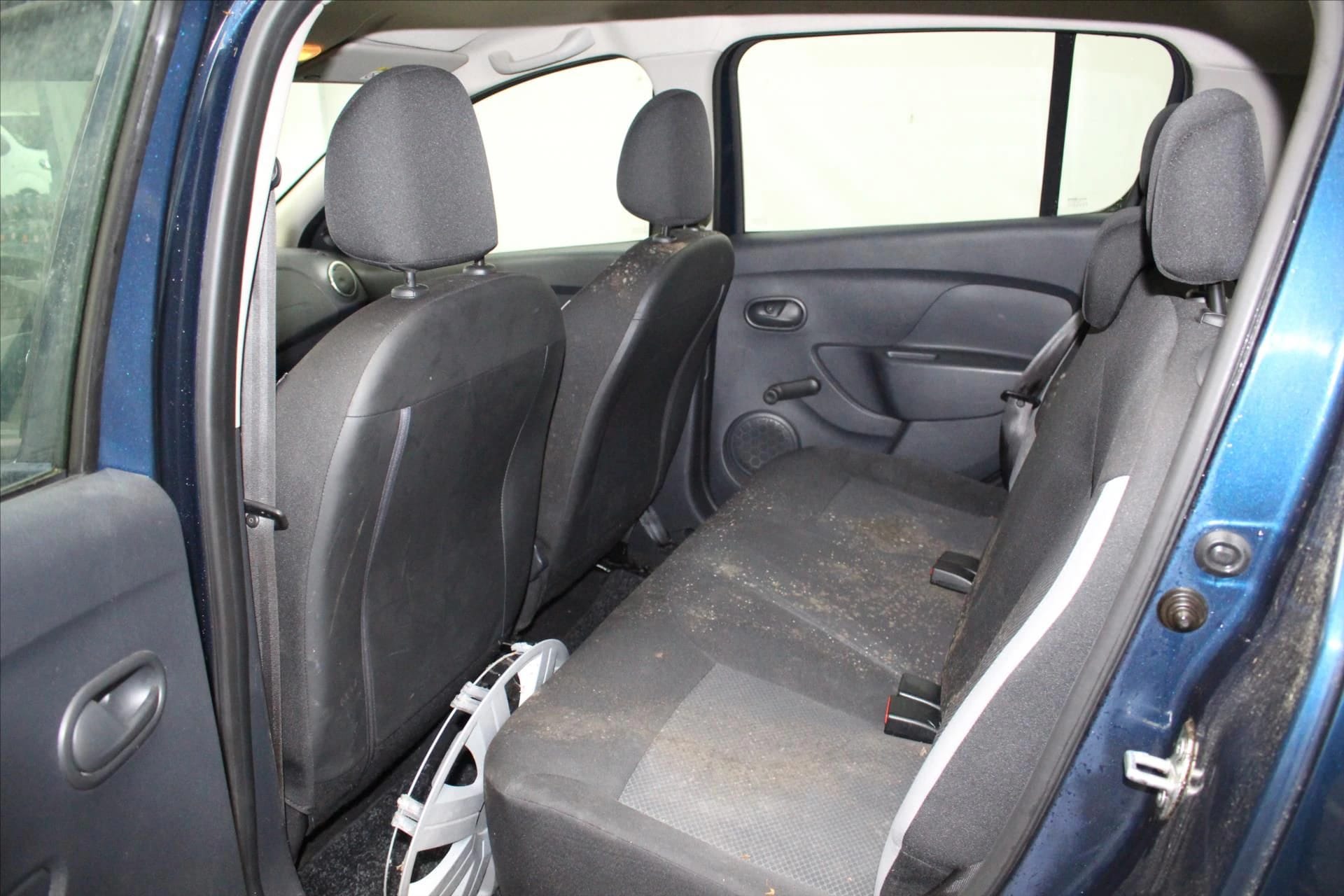 Sandero 1.2 16V 75 E6 SL Music, DACIA · 2016 · 50527 km · Essence à Caudan — photo 1