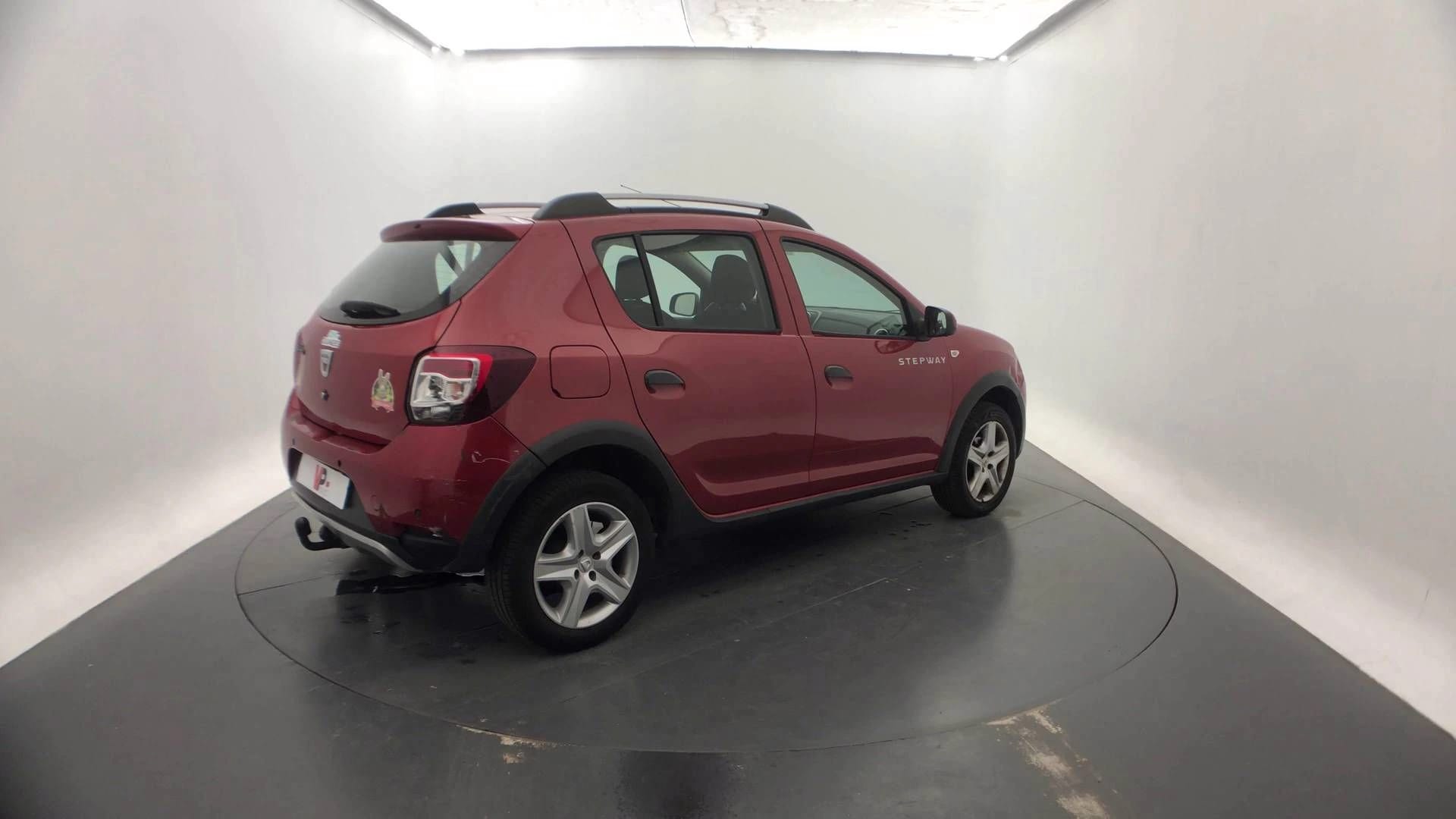 Sandero TCe 90 E6, DACIA · 2016 · 187 711 km · Essence à Miramas — photo 1