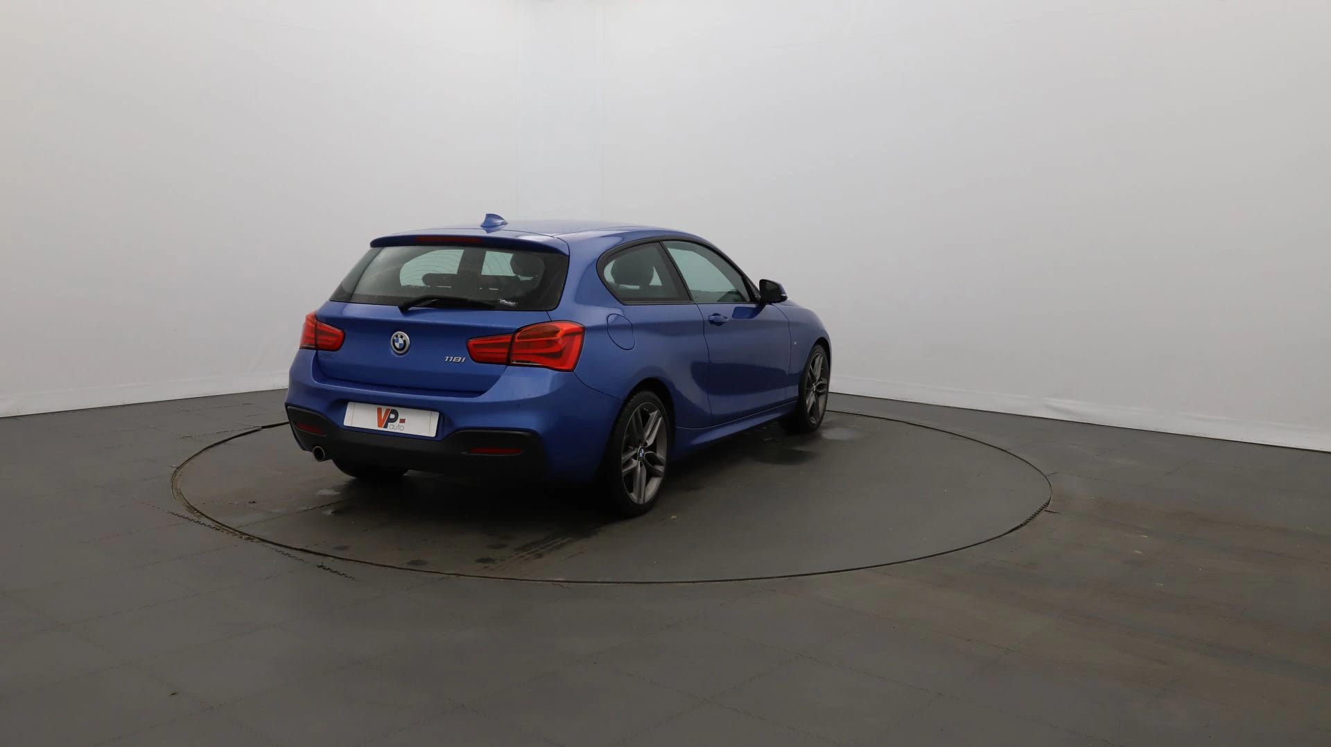 118i 136 ch, BMW · 2018 · 74 689 km · Essence à Colombier-Saugnieu — photo 1