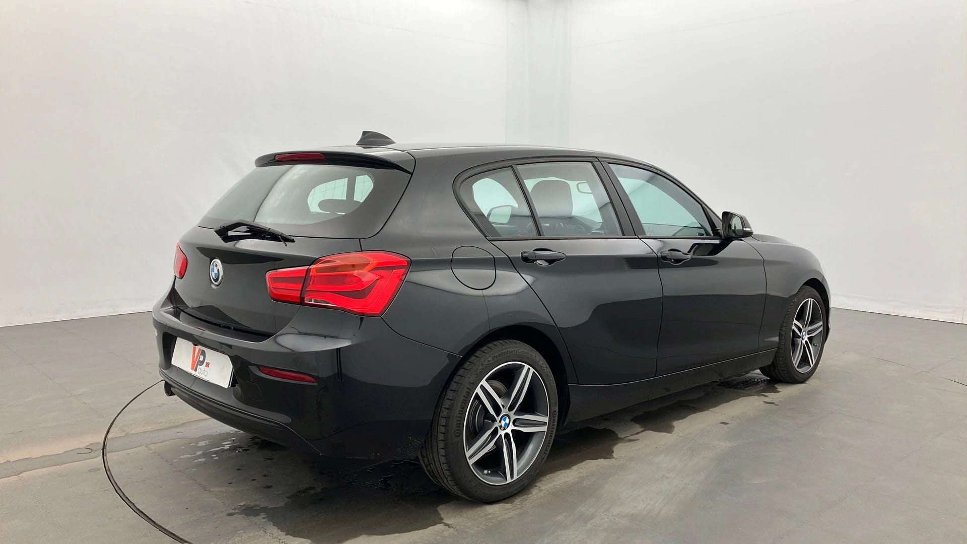 114d 95 ch, BMW · 2019 · 120 581 km · Diesel à Vertou — photo 1