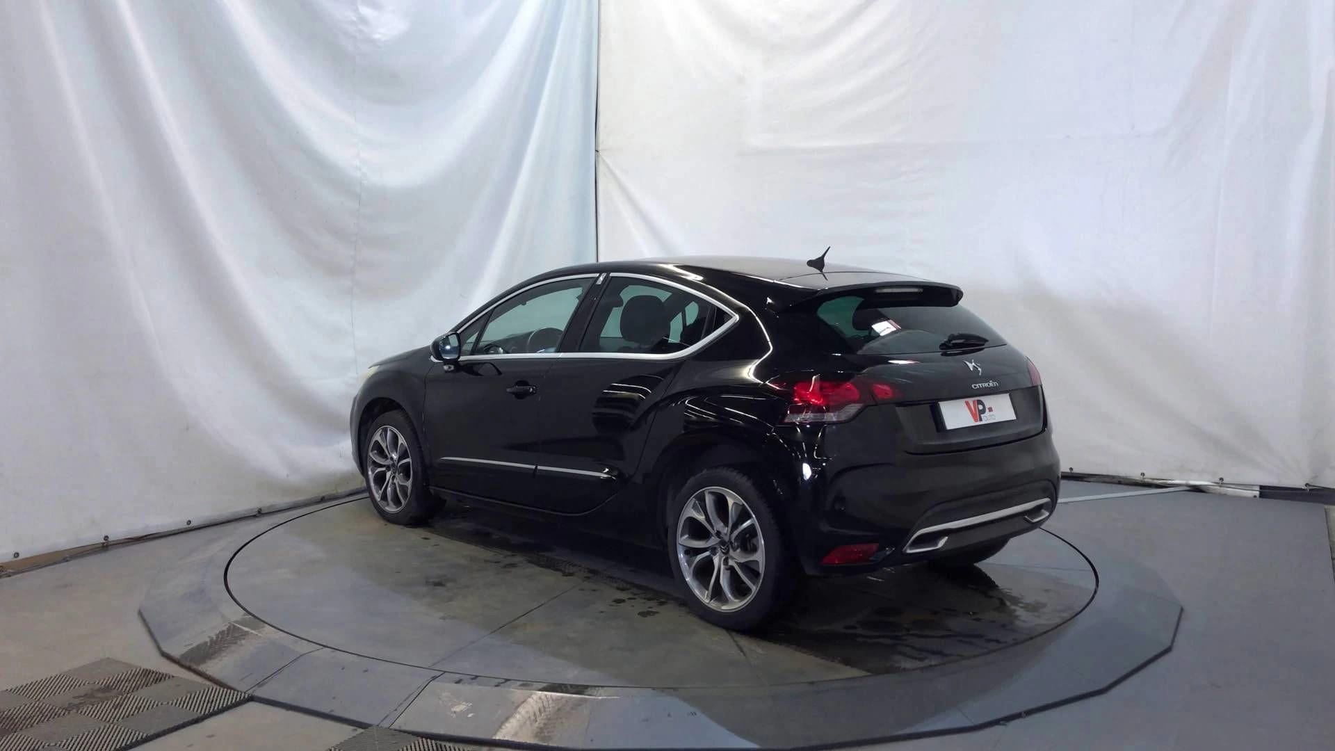 DS4 THP 200 Sport Chic, CITROEN · 2013 · 148743 km · Essence à Caudan — photo 1